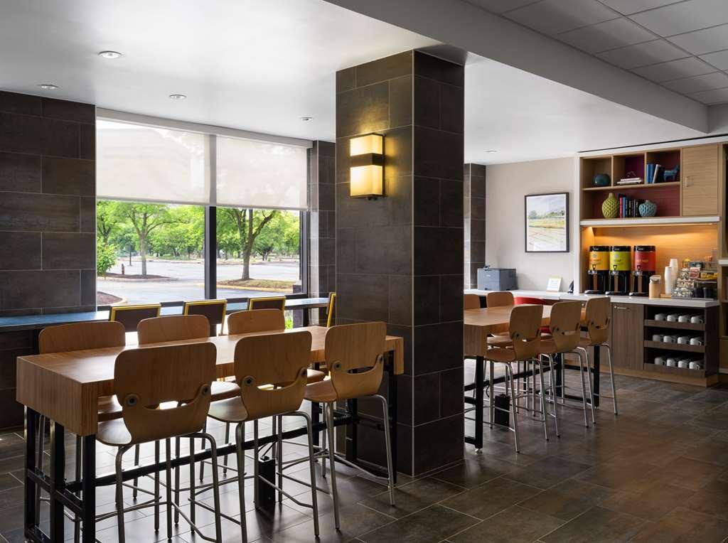 Hotel Home2 By Hilton Keystone Crossing Indianapolis